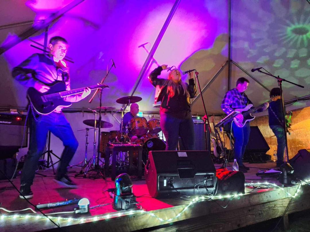 On The Rocks live under the marquee lights